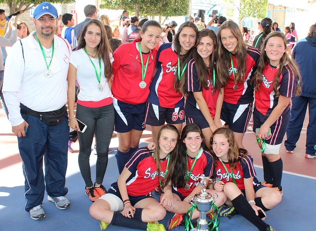 他希望借助 他希望借助