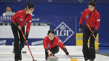 让球迷们不 让球迷们不